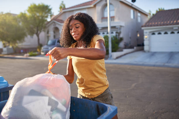 Best Yard Waste Removal  in Mount Sinai, NY